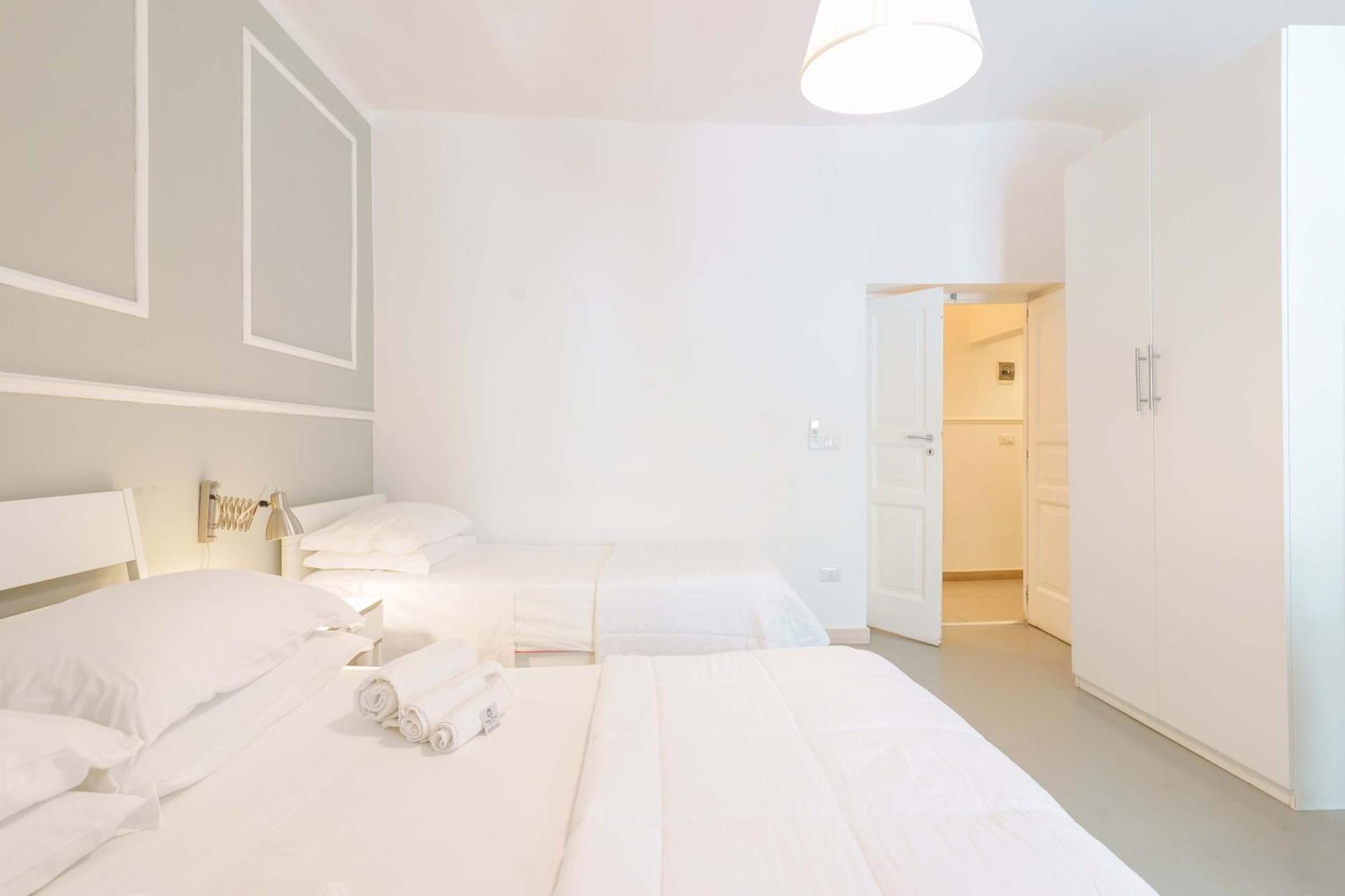 Palazzo Berardi Bed & Breakfast Taranto Exterior photo